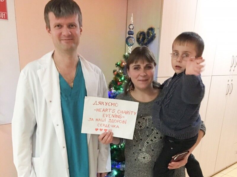 Благодійна акція “Hearts Charity Evenings” — фото