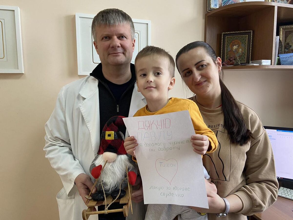 Врятовані життя замість подарунків — фото