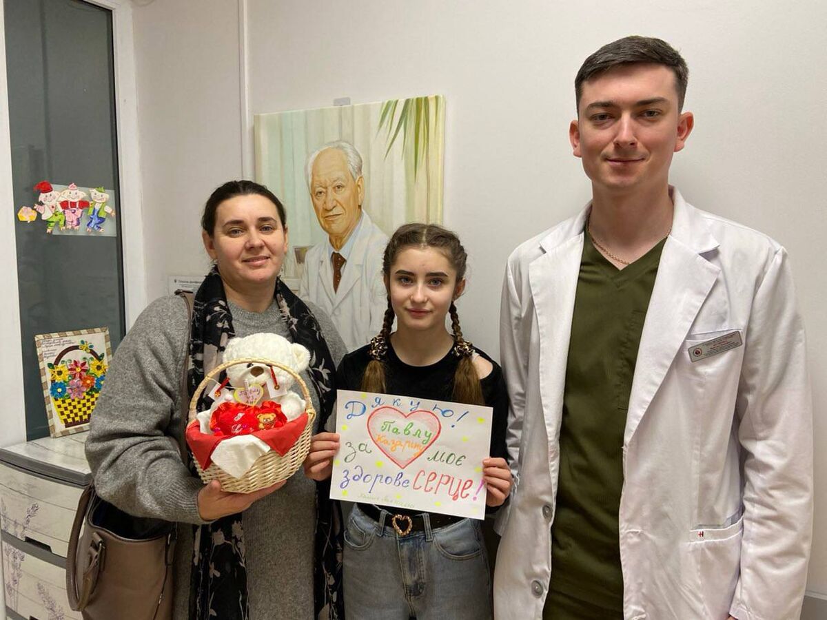 Врятовані життя замість подарунків — фото